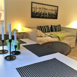 Rent 1 bedroom apartment of 35 m² in Dusseldorf