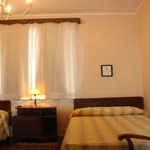 Rent 2 bedroom house in Asturias']