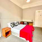 Rent 6 bedroom apartment in Scotland