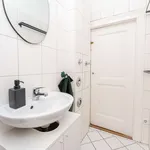 Rent a room of 77 m² in berlin