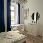 Rent a room of 80 m² in Berlin