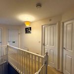 Rent 4 bedroom flat in East Midlands