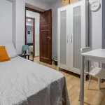 Rent 5 bedroom apartment in Valencia