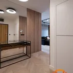 Rent 4 bedroom apartment of 89 m² in Łódź