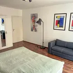 Rent a room of 70 m² in Frankfurt am Main