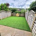 Rent 4 bedroom house in Kirklees