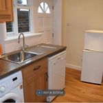 Rent 5 bedroom house in South East England