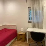 Rent 5 bedroom house in Lisbon