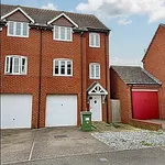 Rent 4 bedroom house in Borough of Swale