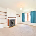 Rent 2 bedroom flat in  Montrose