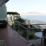 Rent 5 bedroom apartment of 130 m² in Napoli