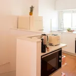 Rent 1 bedroom apartment of 61 m² in Lisbon