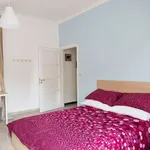 Rent a room in turin