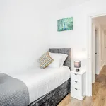 High Street, Watford - Amsterdam Apartments for Rent