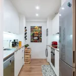 Rent 4 bedroom apartment of 60 m² in Barcelona