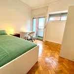 Rent a room in lisbon