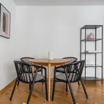 Miete 3 Schlafzimmer wohnung von 65 m² in Zürich