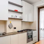 Rent 1 bedroom apartment of 60 m² in milan