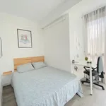 Rent 4 bedroom apartment in Seville