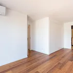 Rent 2 bedroom apartment of 111 m² in Lisbon