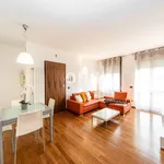 Rent 3 bedroom apartment of 91 m² in Vimercate