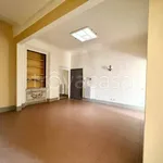 Affitto 5 camera appartamento di 170 m² in Firenze