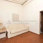 Rent 5 bedroom house of 300 m² in Olbia