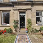 Rent 3 bedroom flat of 115 m² in Edinburgh