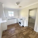 Rent 1 bedroom house in  West Tamworth NSW 2340                        