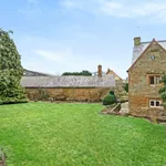 Rent 5 bedroom house in Northamptonshire