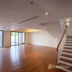 Rent 4 bedroom apartment of 542 m² in Bangkok