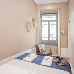 Rent 1 bedroom apartment of 40 m² in Porto