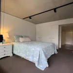 Rent 1 bedroom apartment in Melbourne