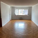 Rent 1 bedroom apartment of 84 m² in Westchester