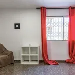 Rent 4 bedroom apartment in Valencia