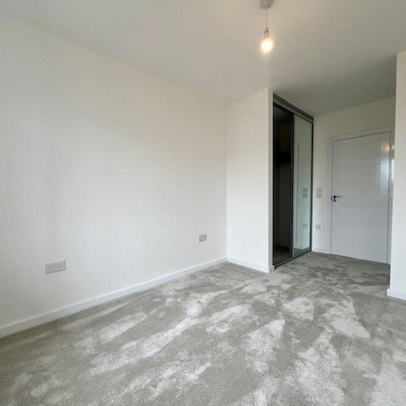 1 BEDROOM Flat/Apartment at 17 Maiden Court,Farnham,GU9,7GW, England
