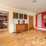 Rent 3 bedroom apartment in Edinburgh