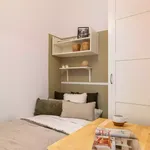 Rent 6 bedroom apartment in Barcelona