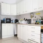 Rent a room of 150 m² in lisbon