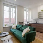 Appartement de 340 m² avec 1 chambre(s) en location à Lyon