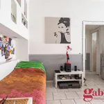 Rent 1 bedroom apartment of 40 m² in Milano