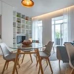 Rent 2 bedroom apartment of 52 m² in Porto