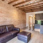 Rent 2 bedroom apartment of 70 m² in barcelona