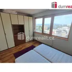 Rent 3 bedroom apartment of 78 m² in Prague