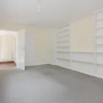 Rent 4 bedroom house in Canterbury