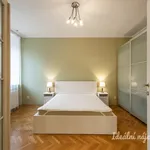 Pronajměte si 2 ložnic/e byt o rozloze 78 m² v Prague