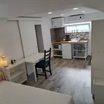 Rent a room of 20 m² in Lisbon