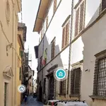 Rent 1 bedroom apartment of 45 m² in Lucca