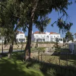 Rent 4 bedroom apartment of 276 m² in Cascais