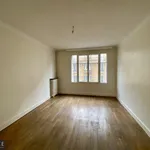 Appartement de 97 m² avec 4 chambre(s) en location à Paris